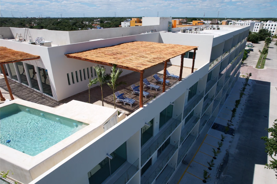 Vista primer asoleadero del rooftop